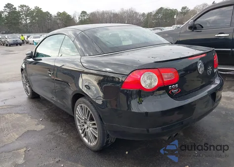 2011 Volkswagen Eos Komfort z USA, uszkodzony, nr VIN WVWBW7AH8BV003920